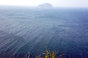 舢隻逐浪