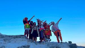 請問芳名人聲樂團